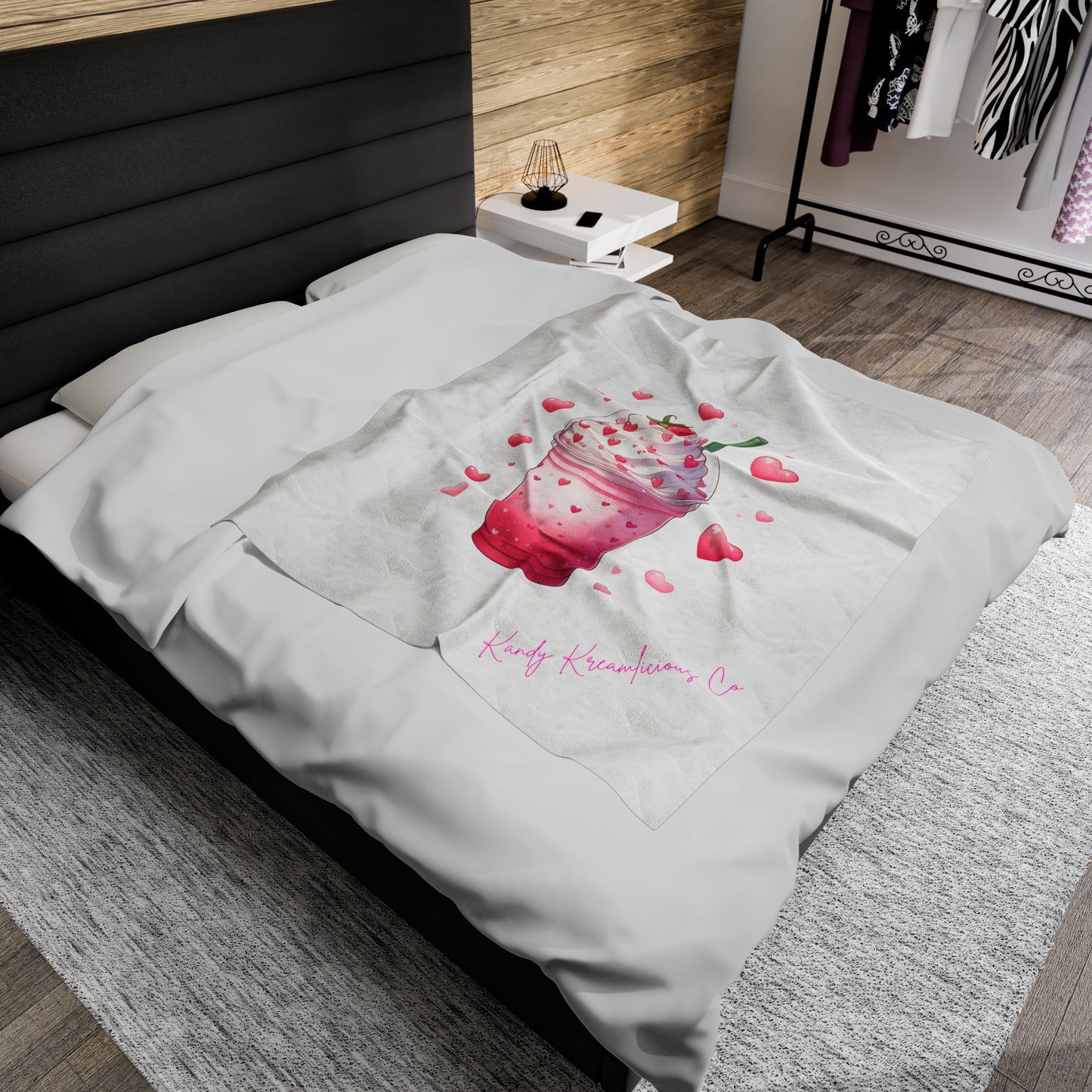 Strawberrylicious Latte Plush Blanket